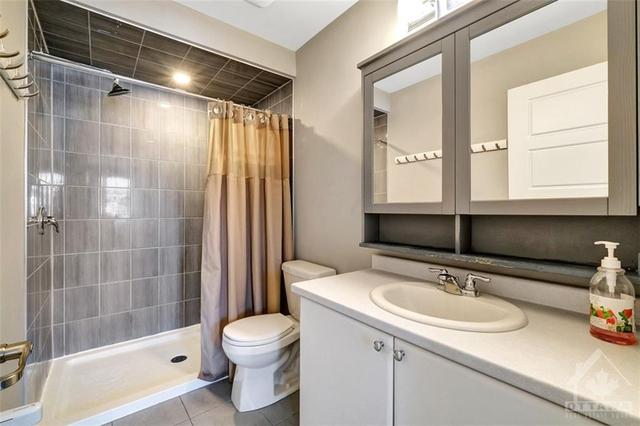 103 Helenium Lane, Townhouse with 2 bedrooms, 3 bathrooms and 3 parking in Ottawa ON | Image 18