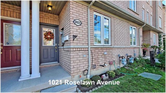 1021 Roselawn Ave, House attached with 4 bedrooms, 3 bathrooms and 1 parking in Toronto ON | Image 1