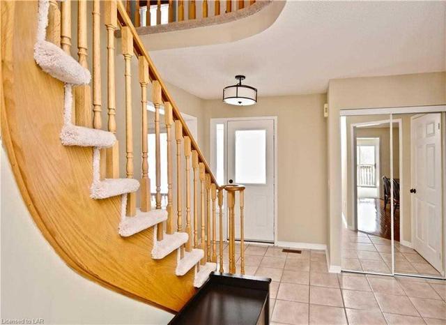 15 Frontier Ave, House detached with 3 bedrooms, 3 bathrooms and 4 parking in Orillia ON | Image 26