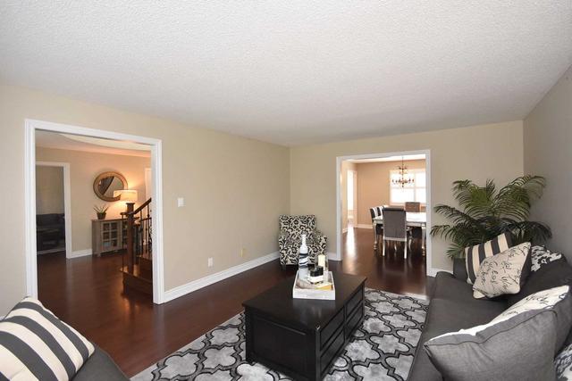 30 Ravinder Crt, House detached with 5 bedrooms, 4 bathrooms and 12 parking in Brampton ON | Image 37