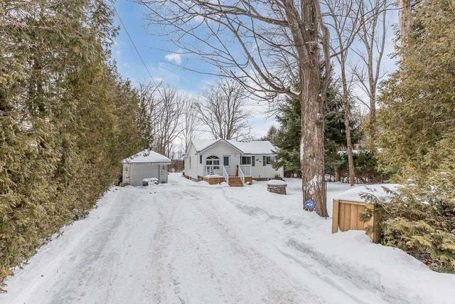 107 Kennedy Ave, House detached with 3 bedrooms, 1 bathrooms and 5 parking in Oro Medonte ON | Image 12