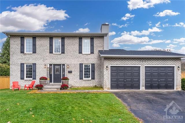 7091 Shadow Ridge Drive, House detached with 5 bedrooms, 3 bathrooms and 8 parking in Ottawa ON | Image 1