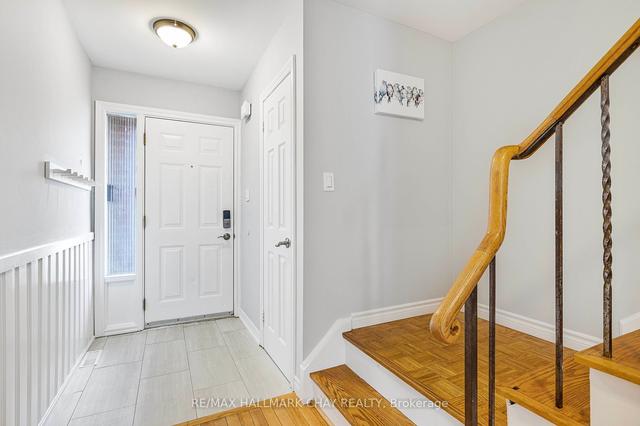 1 - 2 Bernick Dr, Townhouse with 3 bedrooms, 3 bathrooms and 2 parking in Barrie ON | Image 23