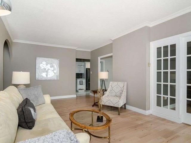 1705 - 5250 Lakeshore Rd, Condo with 2 bedrooms, 2 bathrooms and 1 parking in Burlington ON | Image 3