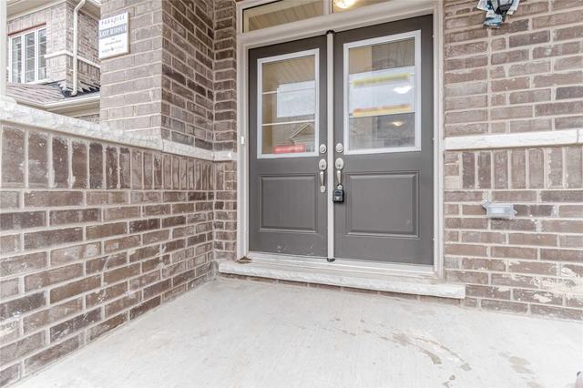 110 Adventura Rd N, House attached with 4 bedrooms, 3 bathrooms and 2 parking in Brampton ON | Image 23