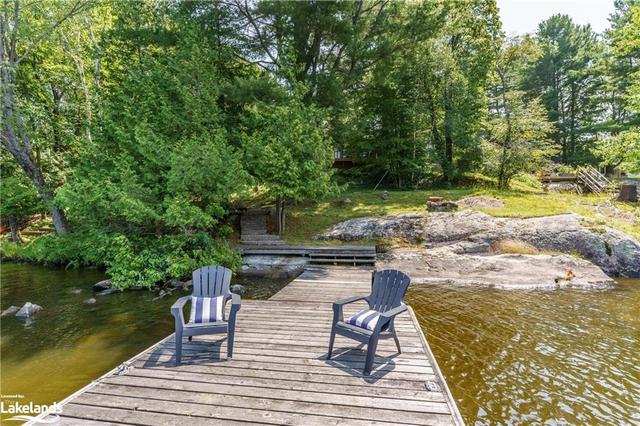 1126 Cowan Park Road, House detached with 3 bedrooms, 1 bathrooms and 10 parking in Muskoka Lakes ON | Image 1