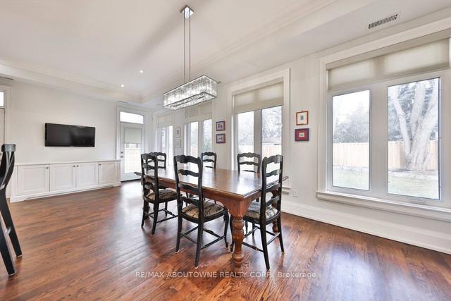 8 Bywood Dr, House detached with 4 bedrooms, 5 bathrooms and 5 parking in Toronto ON | Image 4