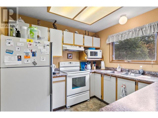 3421 - 415 Commonwealth Road, Condo with 2 bedrooms, 2 bathrooms and 2 parking in Duck Lake 7 BC | Image 12