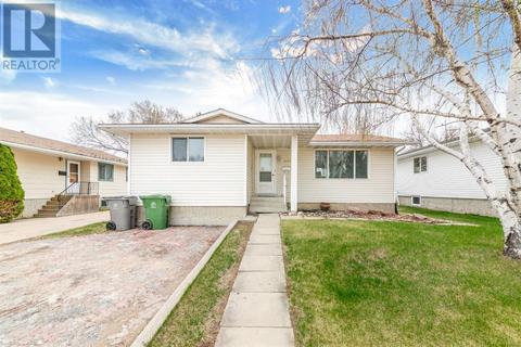 4713 26 Street, House detached with 4 bedrooms, 2 bathrooms and 2 parking in Lloydminster (Part) SK | Card Image