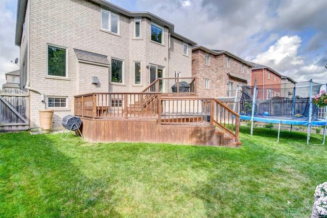 1220 Fox Cres, House detached with 4 bedrooms, 4 bathrooms and 2 parking in Milton ON | Image 18