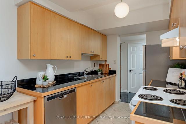 1104 - 47 St Clair Ave W, Condo with 2 bedrooms, 2 bathrooms and 1 parking in Toronto ON | Image 10