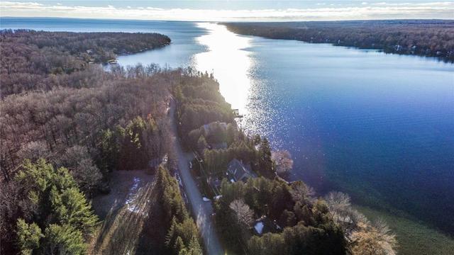 239 Eight Mile Point Rd, House detached with 1 bedrooms, 1 bathrooms and 8 parking in Oro Medonte ON | Image 3