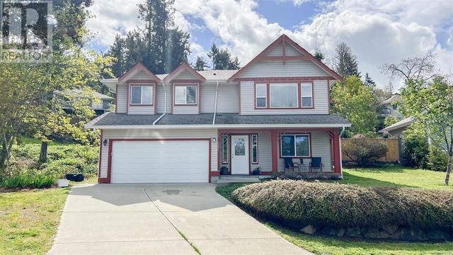 6231 Selkirk Terr, House detached with 5 bedrooms, 3 bathrooms and 4 parking in North Cowichan BC | Image 2