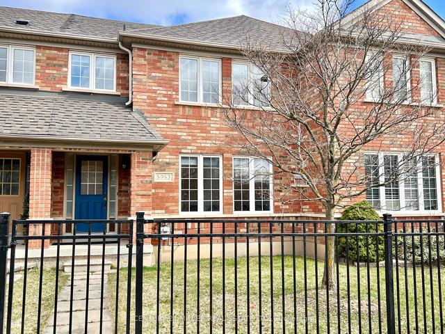 5953 Tenth Line W, House attached with 3 bedrooms, 3 bathrooms and 2 parking in Mississauga ON | Image 1