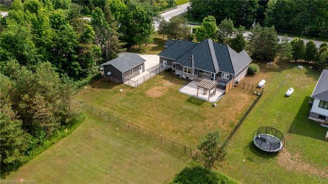 084552 Sideroad 6, House detached with 5 bedrooms, 3 bathrooms and 8 parking in Meaford ON | Image 31