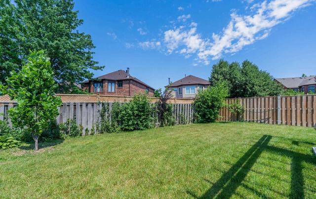 16 Winborne Rd, House detached with 4 bedrooms, 5 bathrooms and 4 parking in Vaughan ON | Image 35
