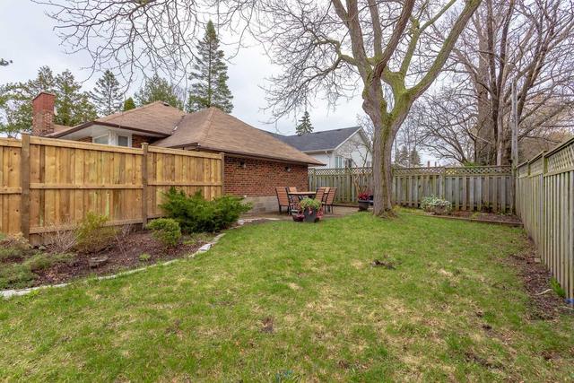 195 Berry Rd, House detached with 2 bedrooms, 2 bathrooms and 2 parking in Toronto ON | Image 18