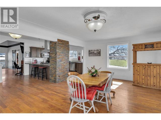 4451 Black Road, Home with 2 bedrooms, 3 bathrooms and null parking in Central Okanagan BC | Image 13