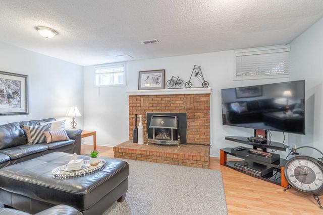 139 Aylmer Cres, House semidetached with 3 bedrooms, 3 bathrooms and 2 parking in Hamilton ON | Image 18