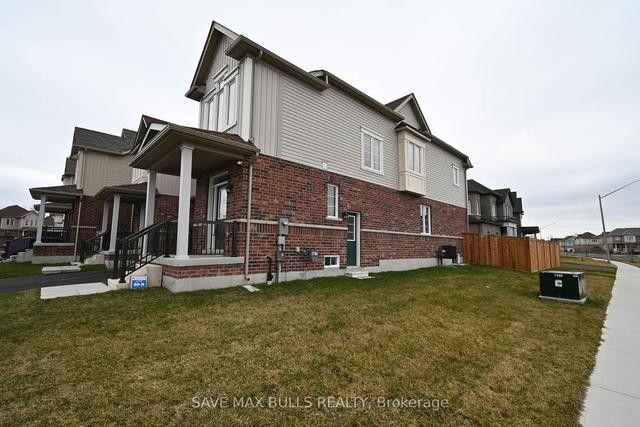 9201 Griffon St, House attached with 3 bedrooms, 3 bathrooms and 4 parking in Niagara Falls ON | Image 38