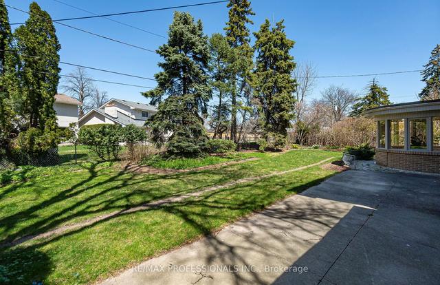 23 Trailsmoke Cres, House detached with 4 bedrooms, 4 bathrooms and 6 parking in Toronto ON | Image 27