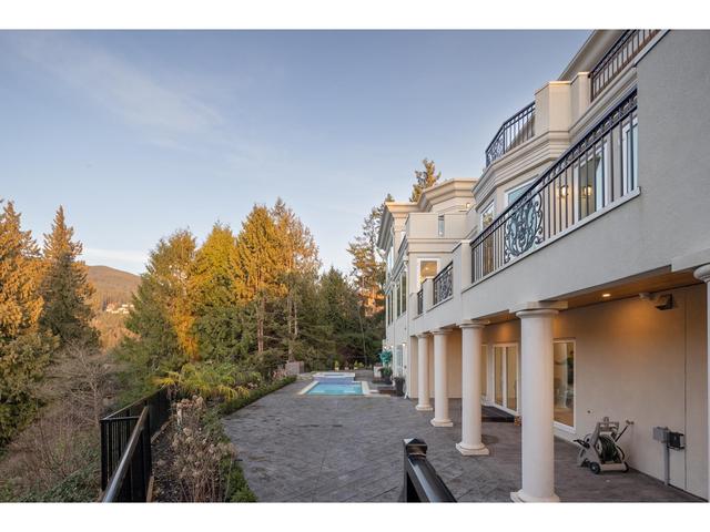 5417 Greentree Road, House detached with 5 bedrooms, 7 bathrooms and null parking in West Vancouver BC | Image 36