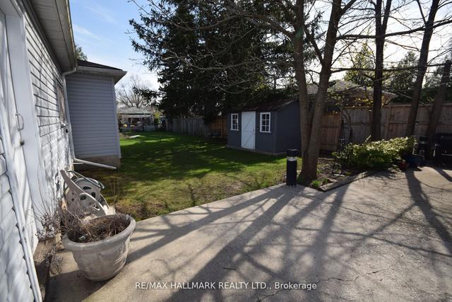 23 Norcross Rd, House detached with 2 bedrooms, 2 bathrooms and 8 parking in Toronto ON | Image 11