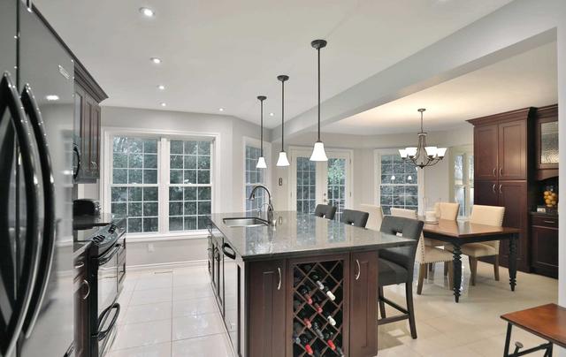 3033 Swansea Dr, House detached with 4 bedrooms, 3 bathrooms and 5 parking in Oakville ON | Image 39