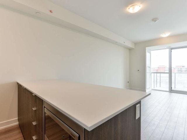 404 - 8 Ann St, Condo with 2 bedrooms, 2 bathrooms and 1 parking in Mississauga ON | Image 13