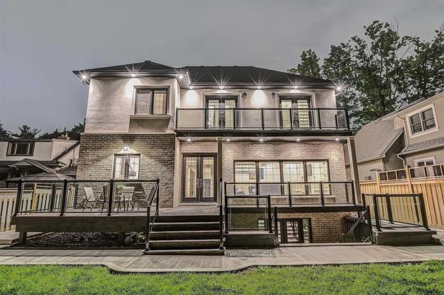 318 Maple Grove Ave, House detached with 5 bedrooms, 6 bathrooms and 6 parking in Mississauga ON | Image 3