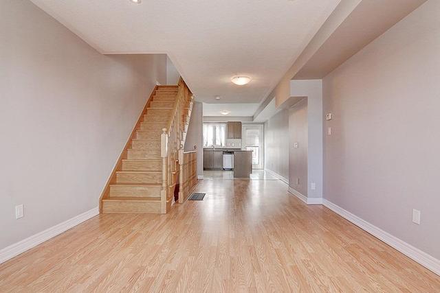 10002 Mccowan Rd, House attached with 3 bedrooms, 3 bathrooms and 2 parking in Markham ON | Image 16
