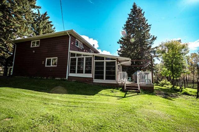 384040 22 Highway, House detached with 5 bedrooms, 2 bathrooms and 3 parking in Clearwater County AB | Image 30