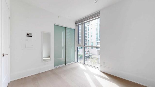 th 10 - 101 Erskine Ave, Condo with 3 bedrooms, 3 bathrooms and 1 parking in Toronto ON | Image 19