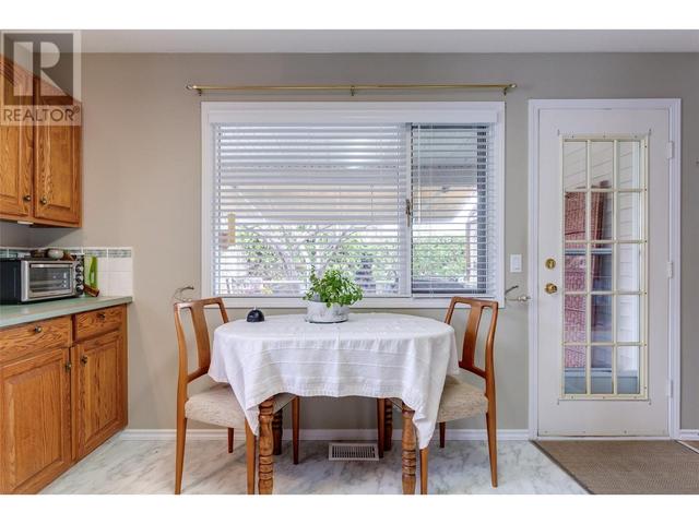 490 - 1255 Raymer Avenue, House detached with 2 bedrooms, 2 bathrooms and 2 parking in Kelowna BC | Image 16