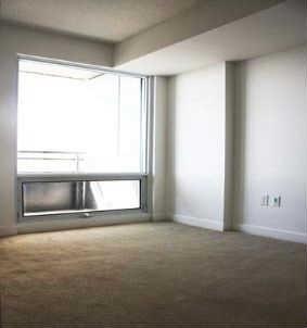 5209 - 25 Telegram Mews, Condo with 1 bedrooms, 1 bathrooms and 1 parking in Toronto ON | Image 4