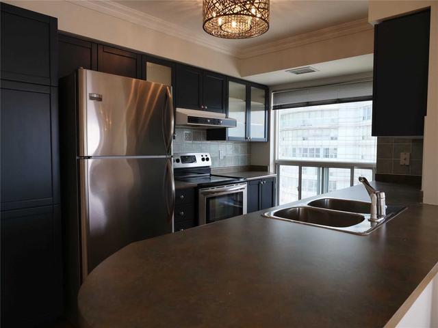 809 - 600 Queens Quay W, Condo with 2 bedrooms, 2 bathrooms and 1 parking in Toronto ON | Image 23