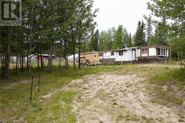 565 Oak Road, House other with 3 bedrooms, 1 bathrooms and null parking in Bulkley Nechako F BC | Image 37