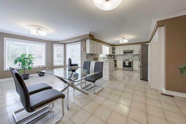 1918 Unicorn Crt, House detached with 4 bedrooms, 4 bathrooms and 6 parking in Mississauga ON | Image 35