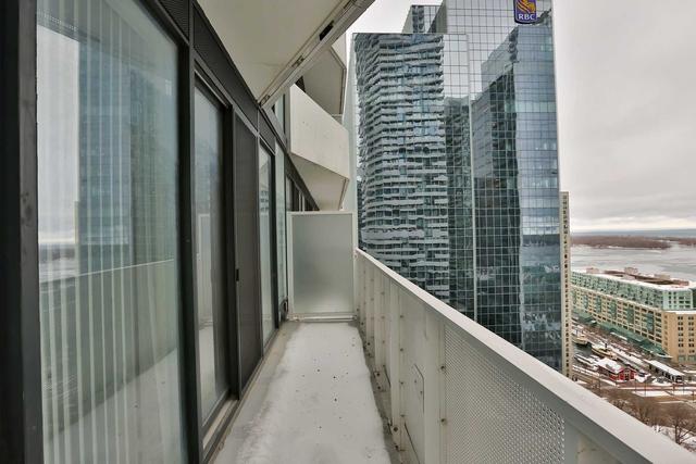 2801 - 88 Harbour St, Condo with 1 bedrooms, 1 bathrooms and 0 parking in Toronto ON | Image 18