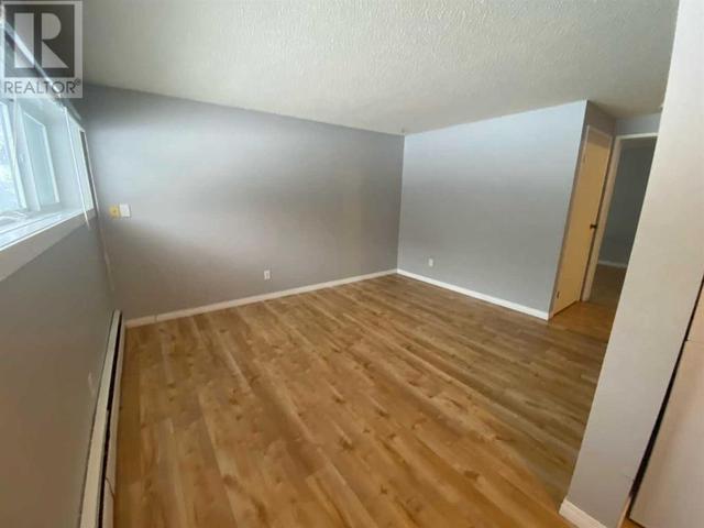 2, - 506 41 Street, Condo with 1 bedrooms, 1 bathrooms and 1 parking in Edson AB | Image 5