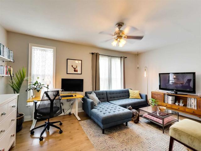 594 Indian Grve, House attached with 3 bedrooms, 2 bathrooms and 0 parking in Toronto ON | Image 37