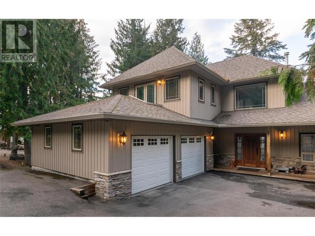 2611 Duncan Road, House detached with 5 bedrooms, 3 bathrooms and 2 parking in Columbia Shuswap C BC | Image 60