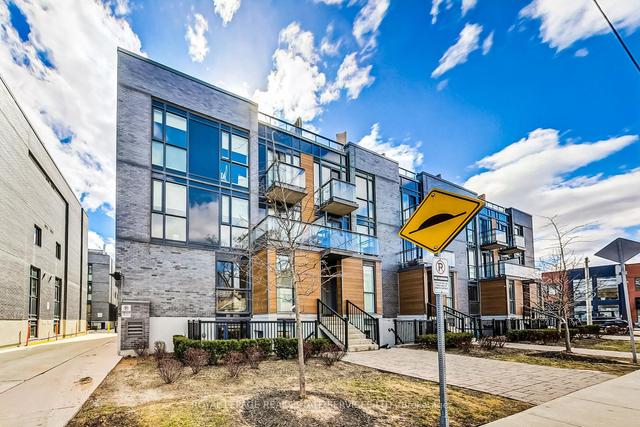 502 - 57 Macaulay Ave, Townhouse with 2 bedrooms, 3 bathrooms and 1 parking in Toronto ON | Image 12