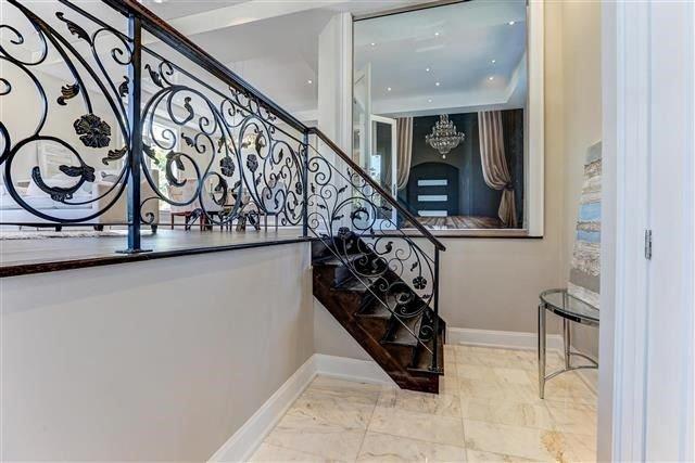 513 Hounslow Ave, House detached with 4 bedrooms, 5 bathrooms and 4 parking in Toronto ON | Image 5