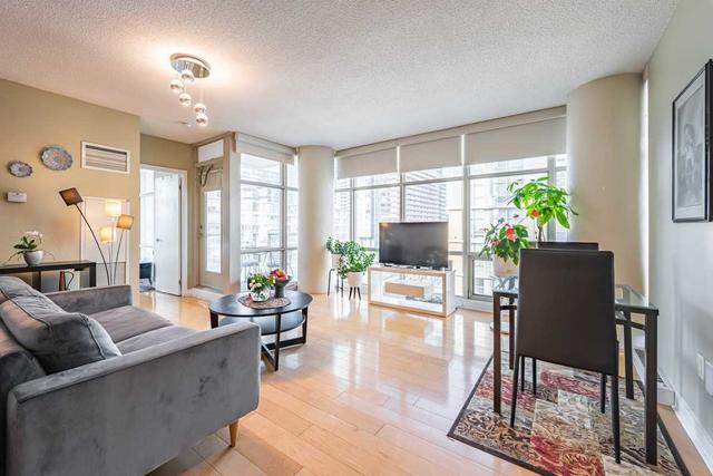703 - 35 Mariner Terr, Condo with 1 bedrooms, 1 bathrooms and 1 parking in Toronto ON | Image 25