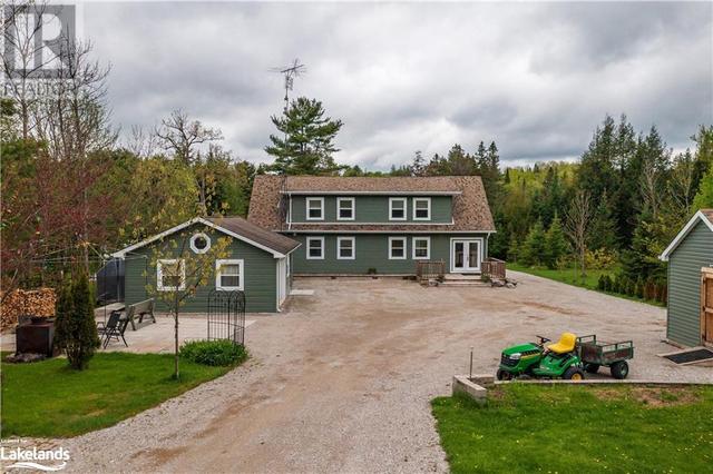 174 Cedar Shores, House detached with 3 bedrooms, 1 bathrooms and 7 parking in Bracebridge ON | Card Image