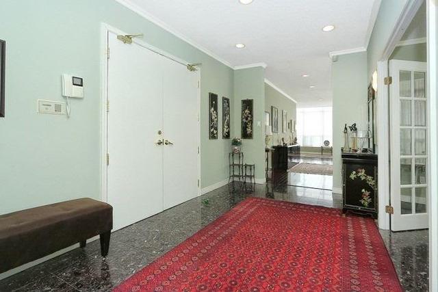 Uph2 - 1 Clark Ave, Condo with 4 bedrooms, 3 bathrooms and 2 parking in Vaughan ON | Image 2