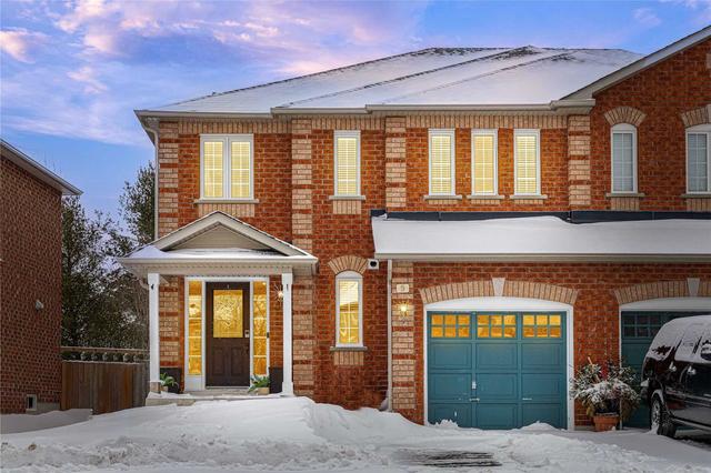 9 Woodfern Crt, House semidetached with 3 bedrooms, 3 bathrooms and 3 parking in Barrie ON | Image 1