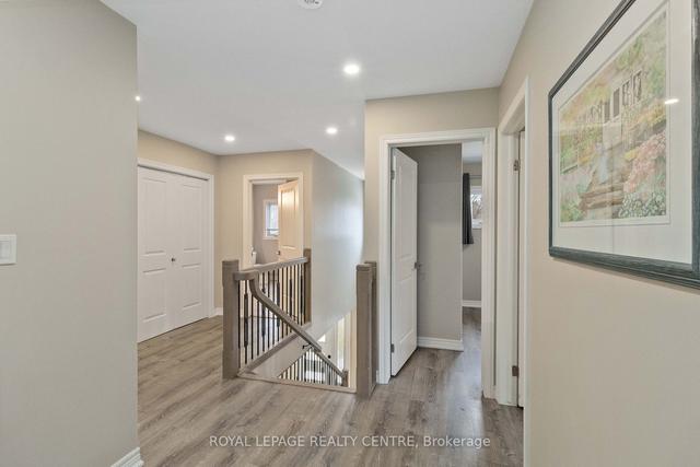 2026 Cavendish Dr, House detached with 4 bedrooms, 3 bathrooms and 5 parking in Burlington ON | Image 17