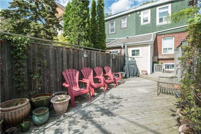 104 Lee Ave, House semidetached with 3 bedrooms, 3 bathrooms and 1 parking in Toronto ON | Image 19
